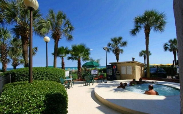 Palms Resort by Elliott Beach Rentals