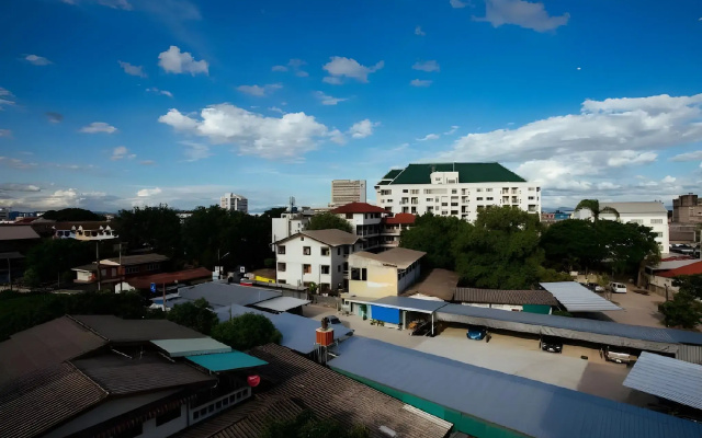 Noble Tarntong Boutique Hotel