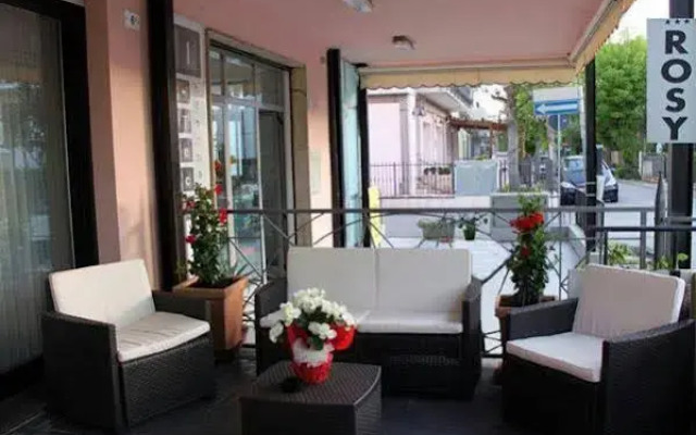 Hotel Rosy