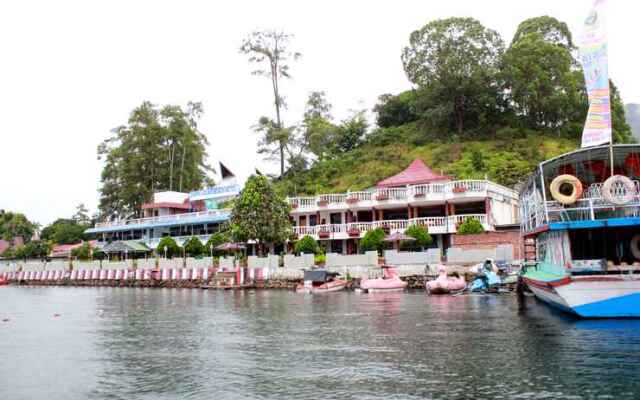 Darma Agung Beach Hotel by Airy Rooms