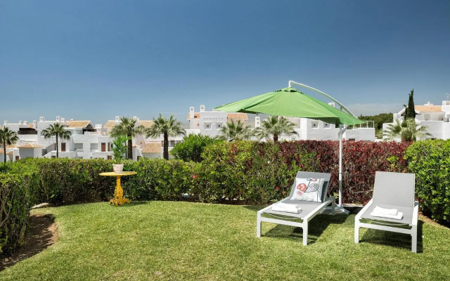 Stunning Modern Apt Frontline beach - RDR206