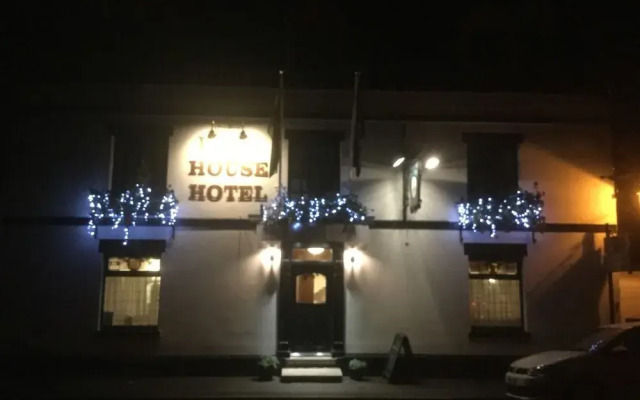 Buck House Hotel