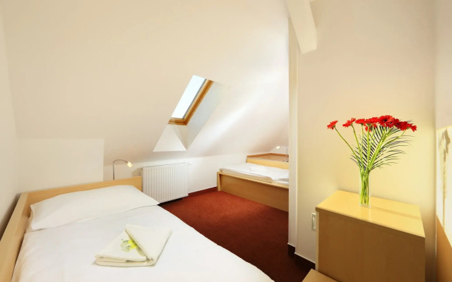 Penzion Krumlov - B&B Hotel