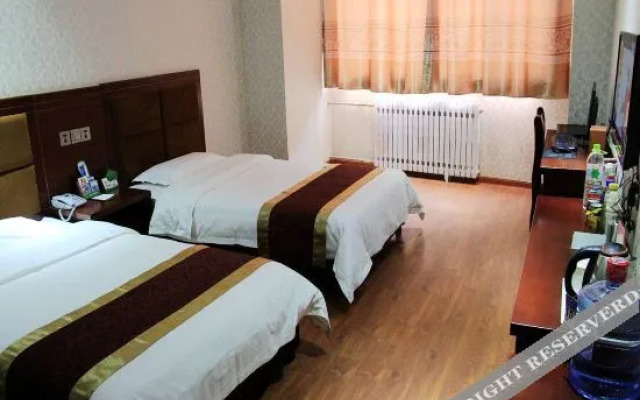 Yanggu Jinxi Business Hotel