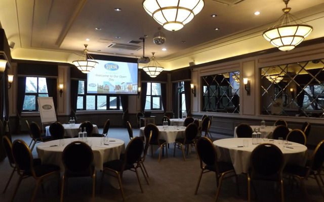 The Hog's Back Hotel & Spa Farnham