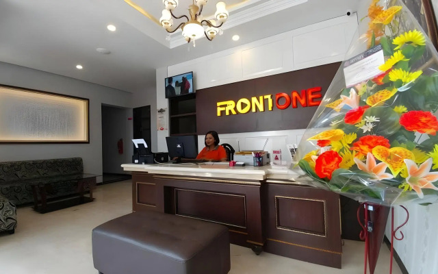 Front One Boutique Brani Solo