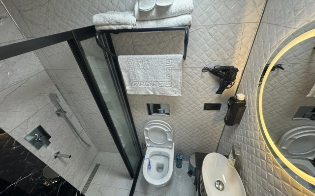 Taksim Larissa Hotel Suites