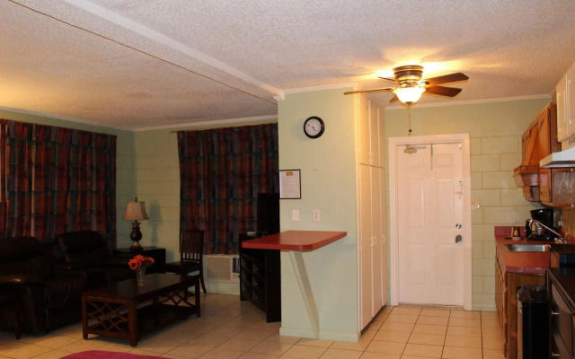 Sunshine Inn & Suites Venice, FL