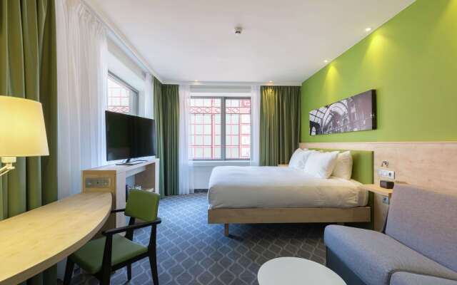 Hampton by Hilton Antwerp Central Station