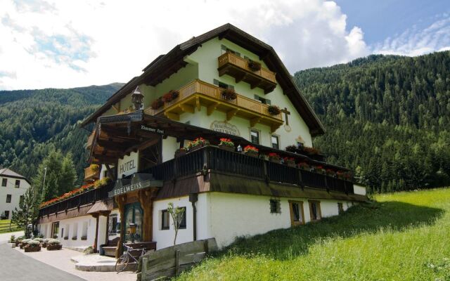 Hotel-Pension Edelweiss