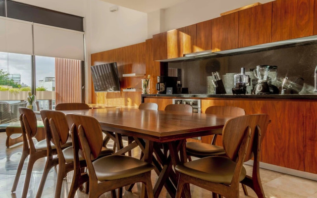 Exclusive 5th Ave Apt with Private Pool