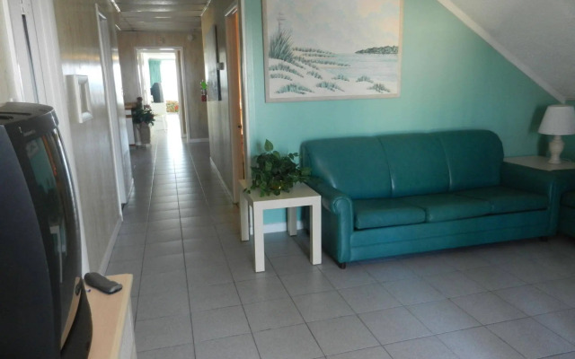 Boardwalk Terrace