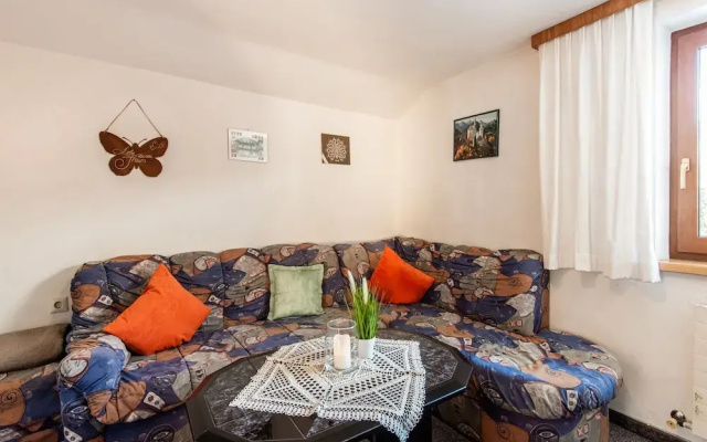 Chalet in Hainzenberg Near Ski Slopes