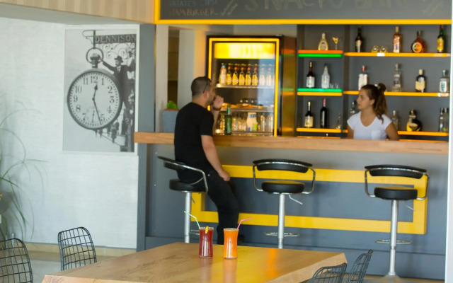 Acem Hotel