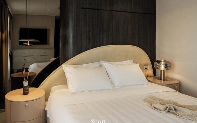 Short Stays By CW