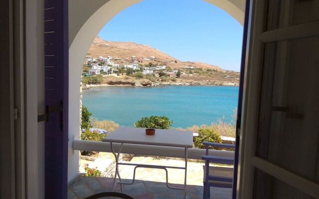 Ntafos Art Seaside Studios