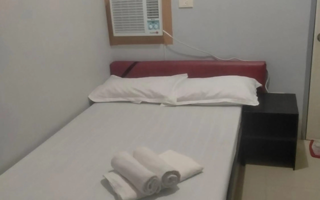 V.F. Riton Apartelle