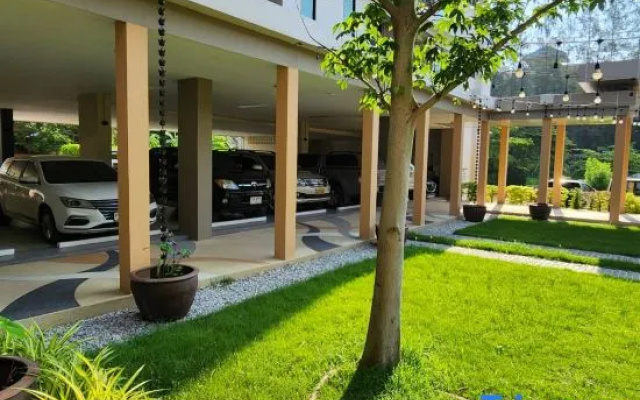 The Cotton Tree Hometel