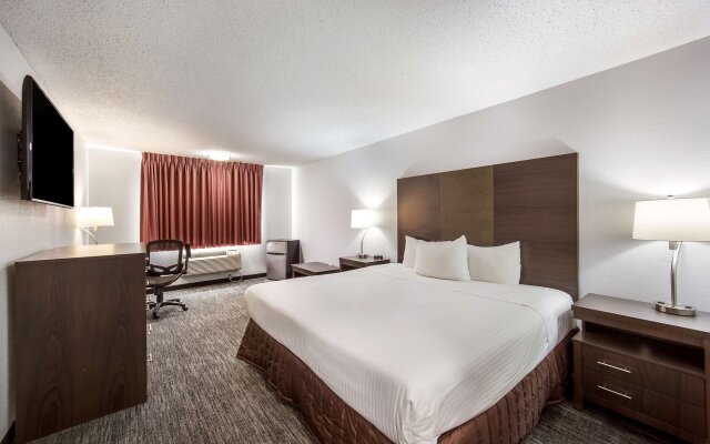 Red Lion Inn & Suites Grants Pass