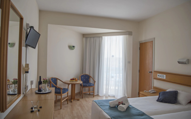 Kissos Hotel