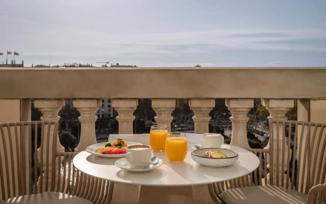 45 Times Barcelona Hotel