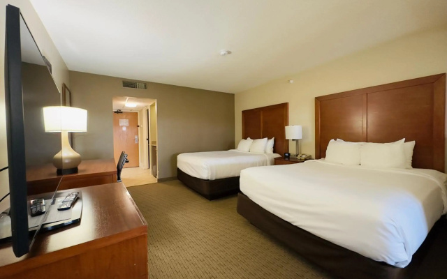 Comfort Inn & Suites Black River Falls I-94