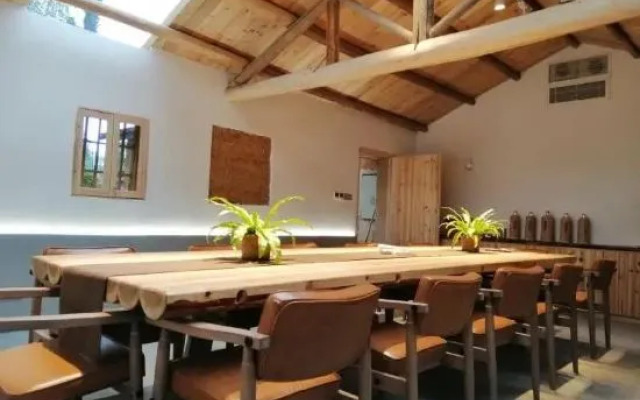 Shuxian's  Courtyard