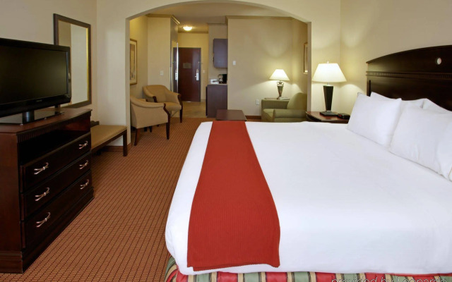 Holiday Inn Express Hotel & Suites Wharton
