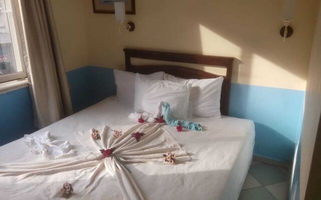 Nas Otel