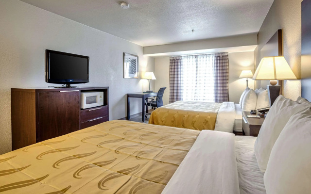 Quality Inn near Six Flags Discovery Kingdom - Napa Valley