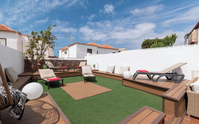 Villa Tricia 6 Bedroom Las Americas