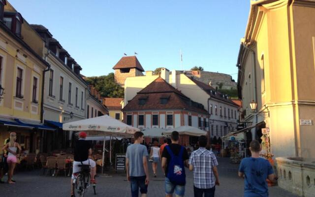 Orchidea Apartman Eger