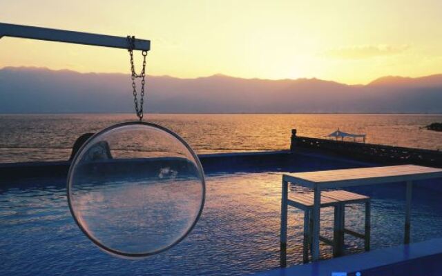 Liansu net honglvpai  Inn