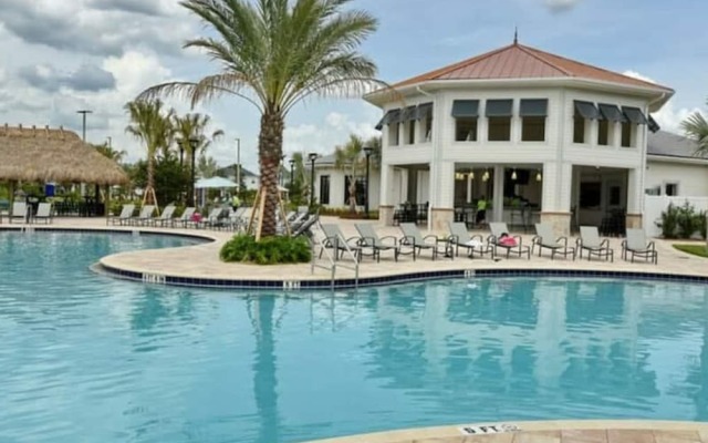 3120 Unit 406 Stunning 2B Apartment