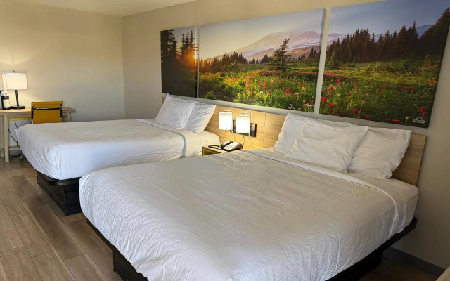 Days Inn by Wyndham Reno Hotel