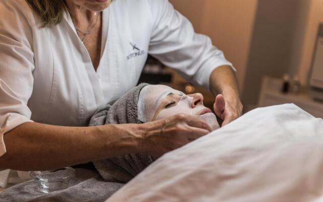 Hotel du Grand Lac Excelsior