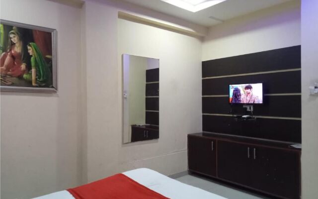 Hotel Krishna Palace Vastrapur