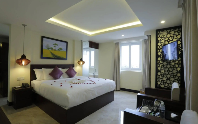 River Suites Hoi An Hotel