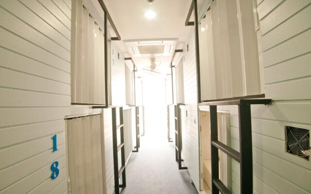 Hotel Capsule Suratthani