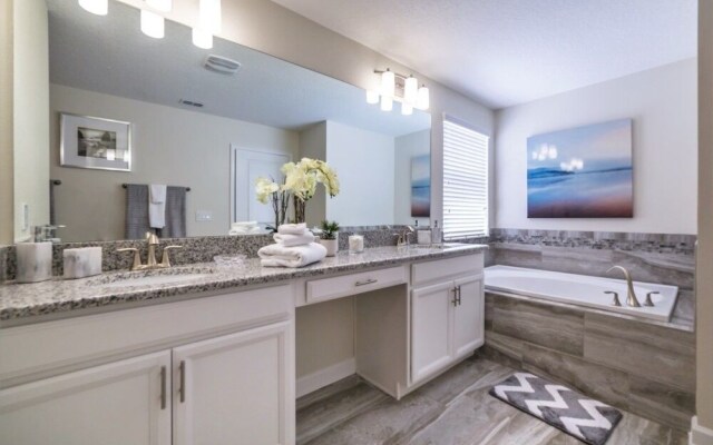 Amazing House! Storey Lake - 4724SHd