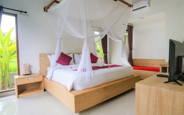 Three Gold Luxury Private Villa