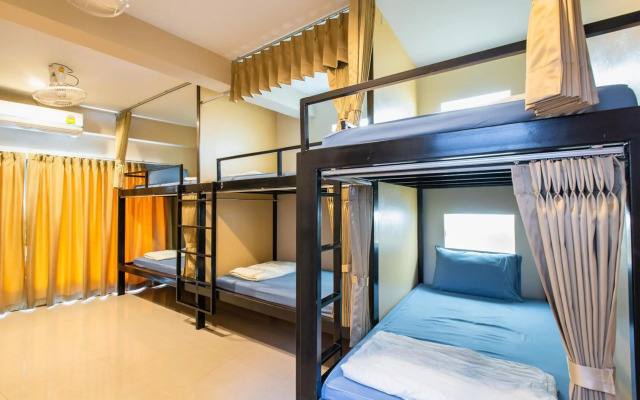 Restiny Hostel