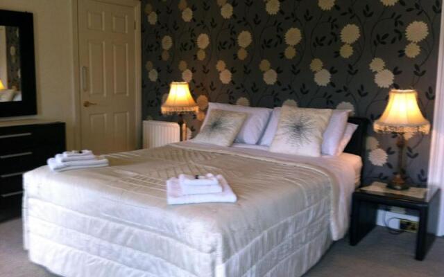 Carlingford House Town House Accommodation A91 TY06