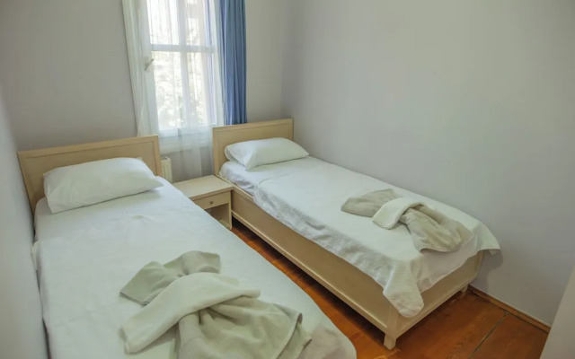 Deniz Önü Guesthouse