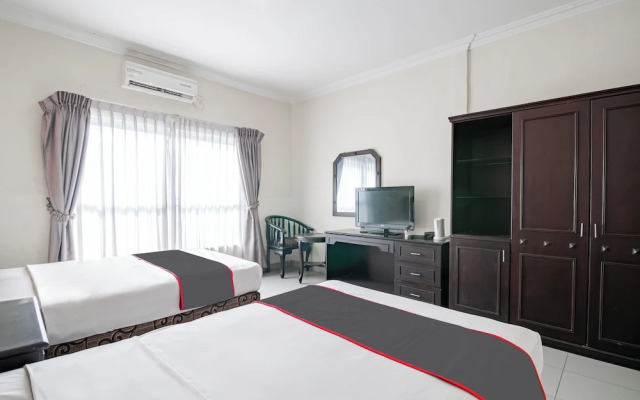 Collection O Senapelan Near Rsud Petala Bumi Formerly De Town Hotel