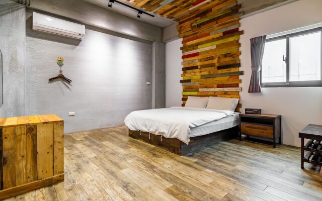 l-stack B&B