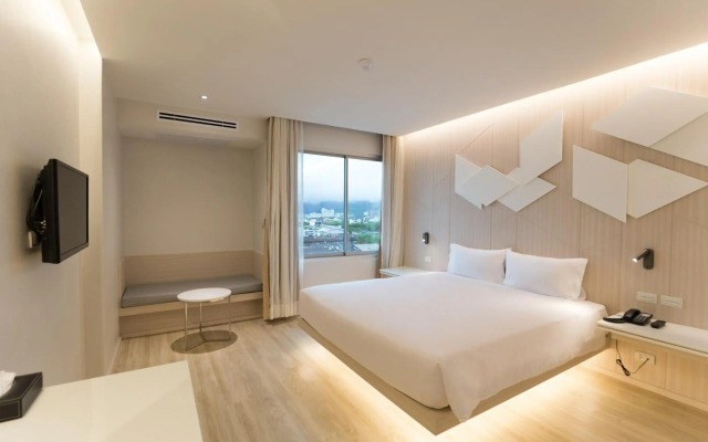 Crystal Hotel Hat Yai