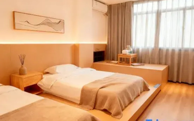 Yunshang Translation House