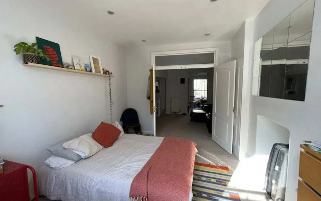 Cosy & Central 3BD Apartment - Kennington