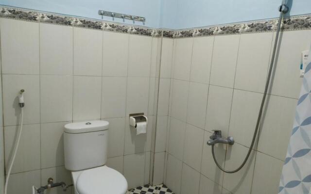 OYO 2423 Hotel Tubalong Taliwang Syariah